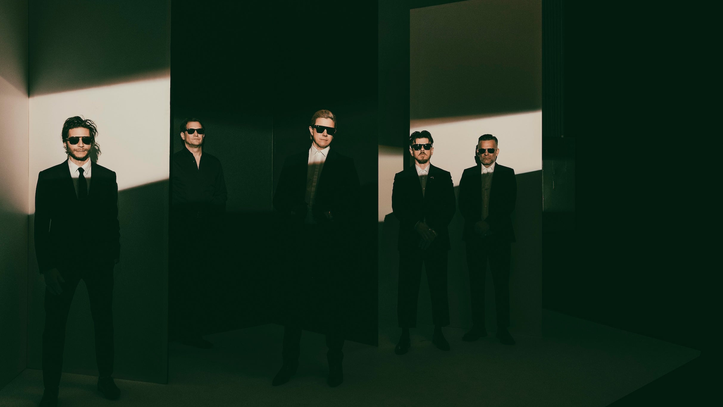 Interpol w/ DIIV